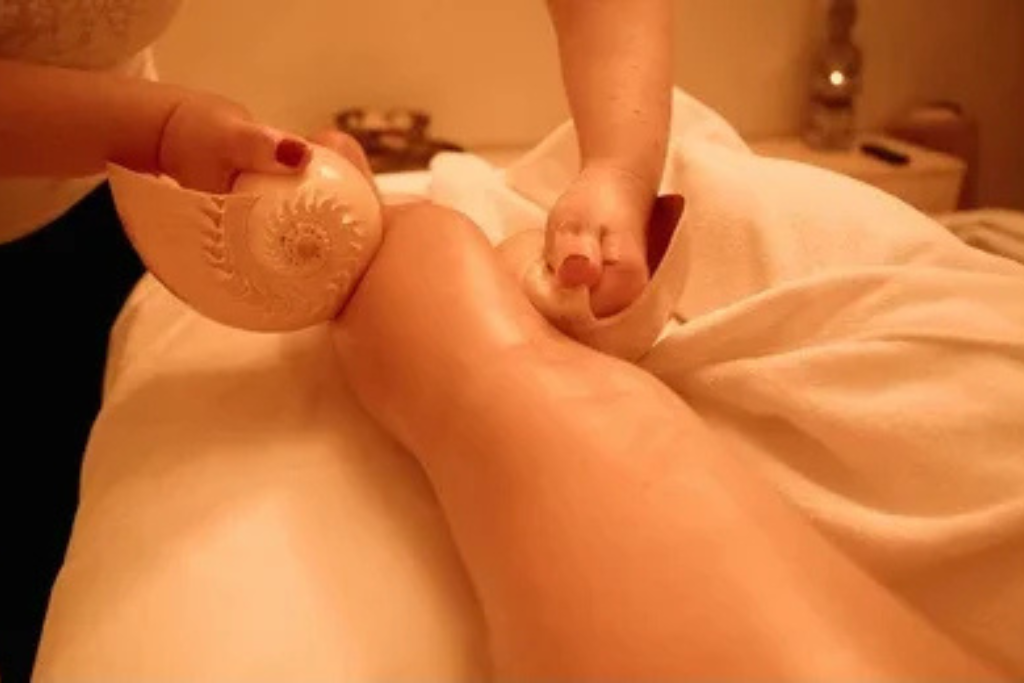 Formation massage jambes legeres aux coquillages froids